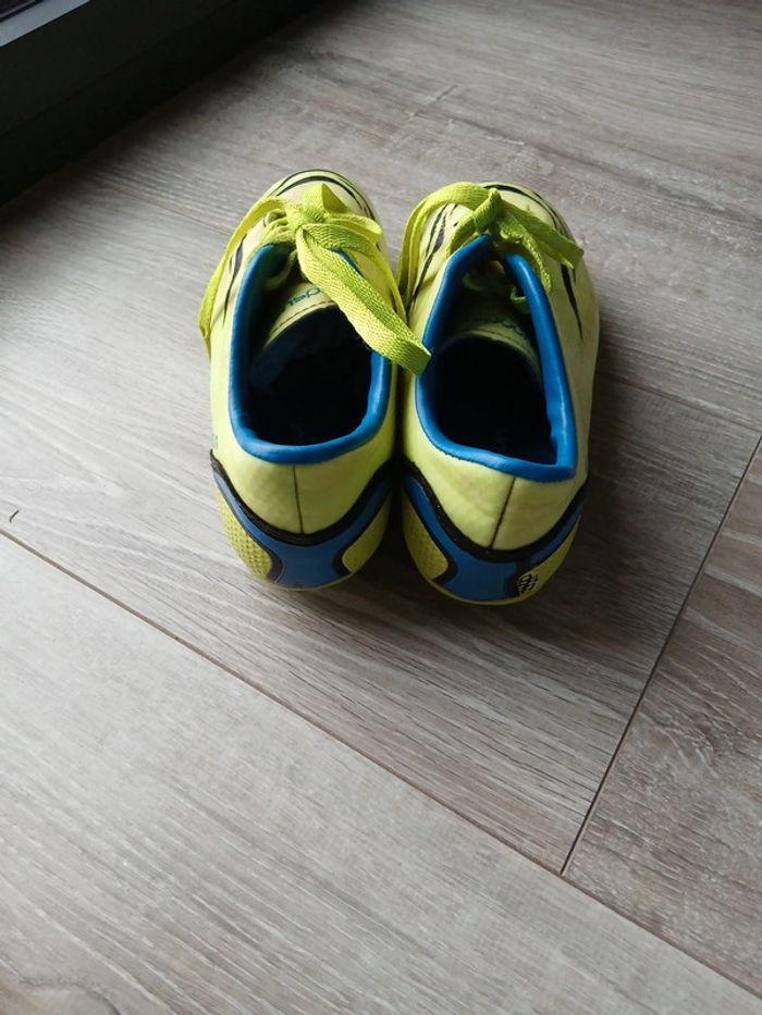 Chaussures de foot - photo numéro 2
