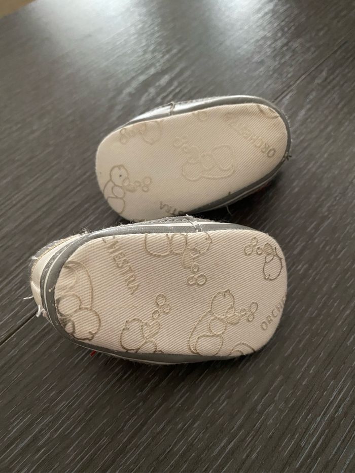 Chaussure 16 - photo numéro 4