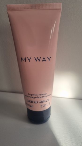 Lait parfumé hydratant my way giorgio armani