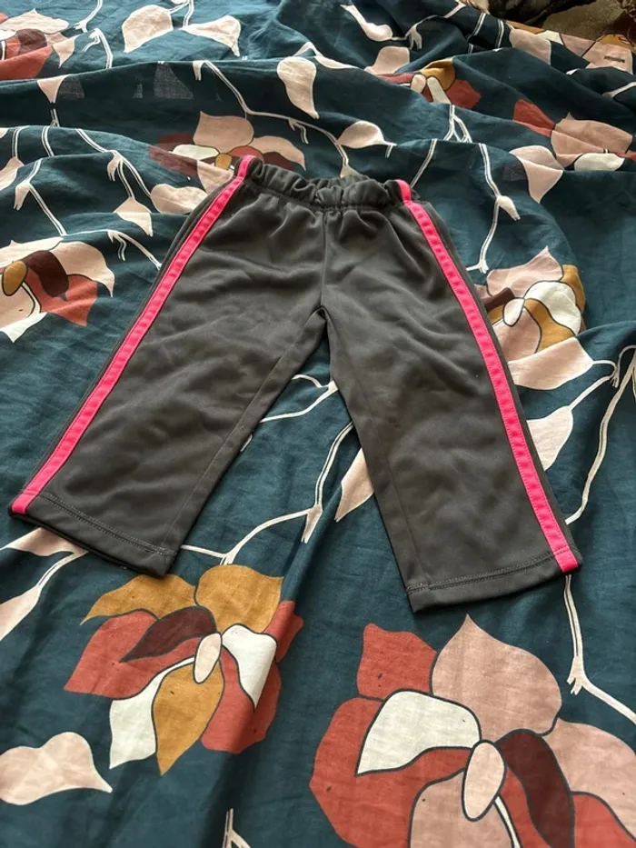Pantalons fille - photo numéro 3