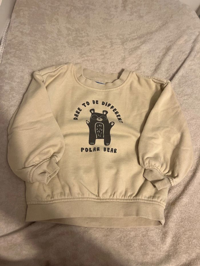 Pull polar bear