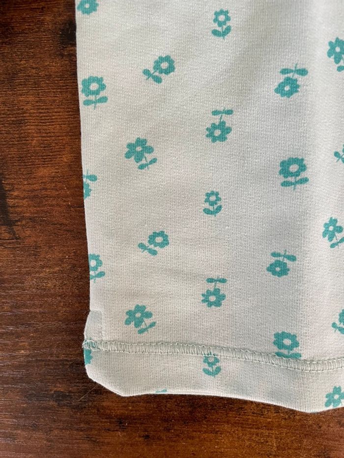 Sweat bleu pâle et fleurs - photo numéro 2