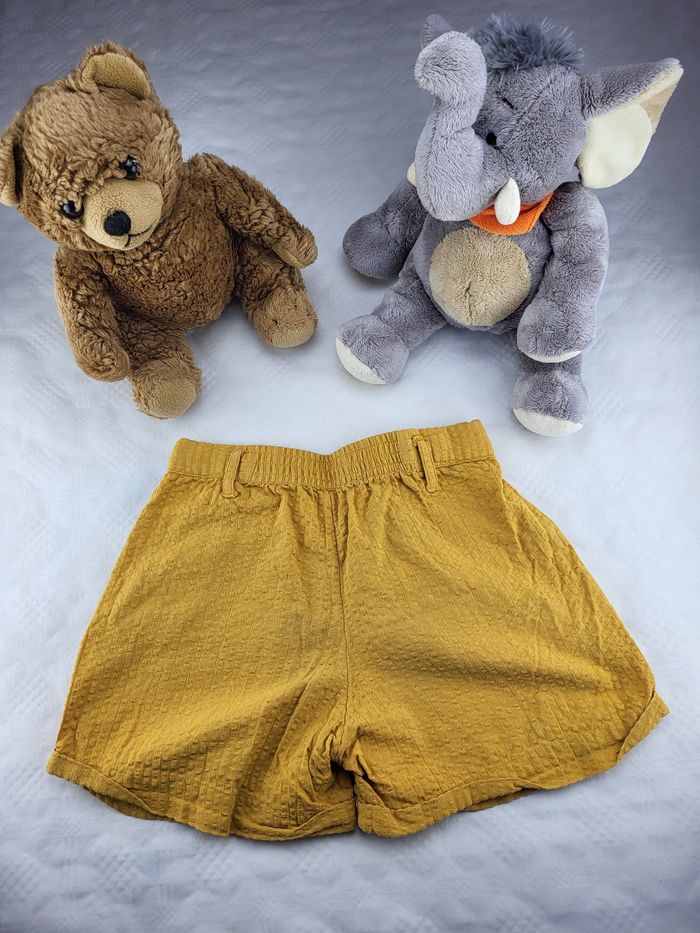 Short moutarde Okaïdi-style chino- taille 4ans - photo numéro 2