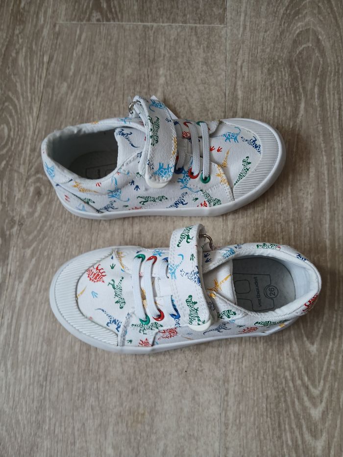 Baskets neuves vertbaudet taille 26 - photo numéro 3