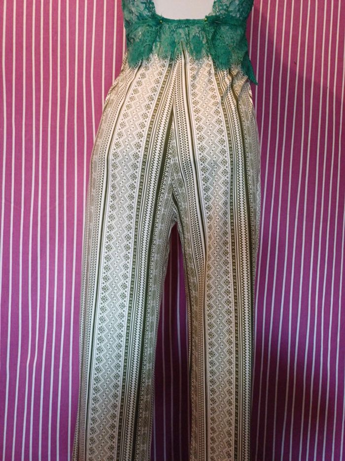 Pantalons évasée 💚🤍 - photo numéro 4