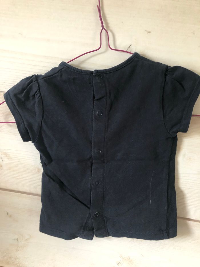 Tee shirt Kiabi parfait état 9 mois - photo numéro 2