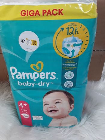 Couches Pampers 10/15 kg - Taille 4+ - Giga pack 112
