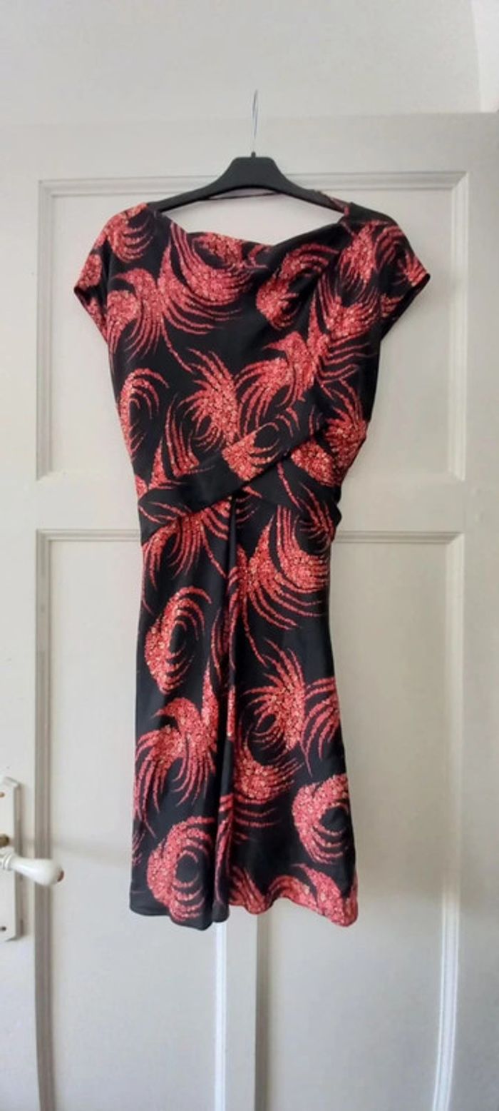 Robe fleuris noir et rose Vanessa Bruno 42