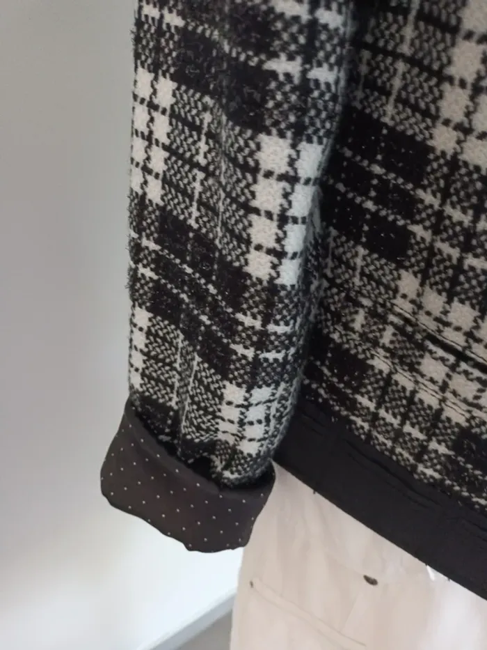 Ancienne veste à carreaux noire et blanche - photo numéro 6