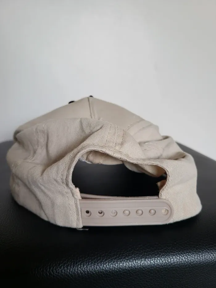 Casquette Adidas beige brodée noir - photo numéro 5