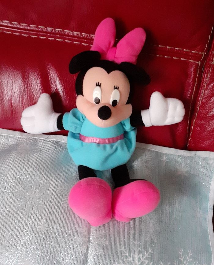 Peluche Minnie Mouse en robe 👗 * Disney New York - photo numéro 2