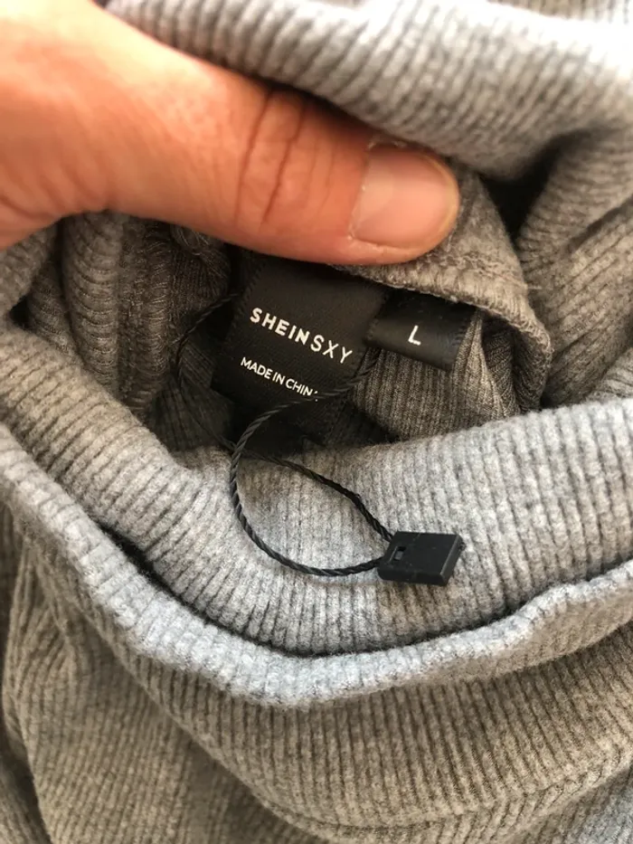 Robe pull L - photo numéro 2