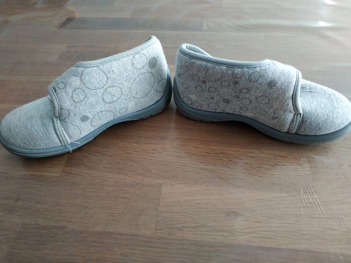 Chaussons fille 25 - photo numéro 2