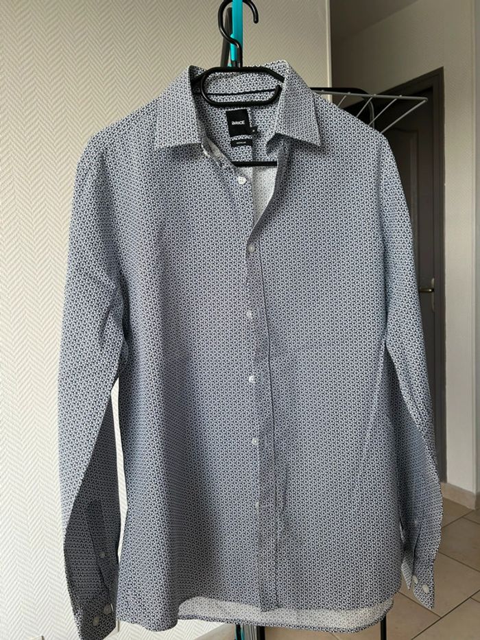 Chemise