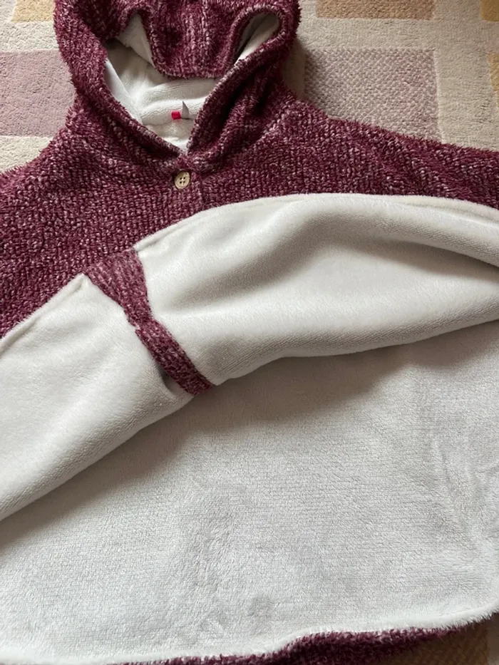 Poncho taille 10 ans - photo numéro 6