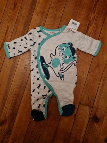Pyjama DPAM taille 1 mois neuf