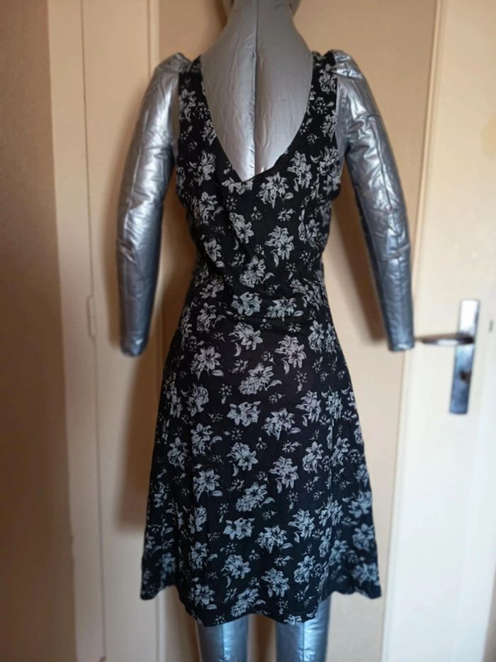 Robe été sans manches. Marque E moi (A22) - photo numéro 2