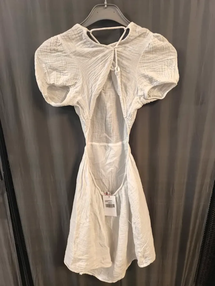 303841 robe blanche femme L jennyfer - photo numéro 2