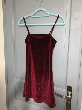 Robe en velours à paillette