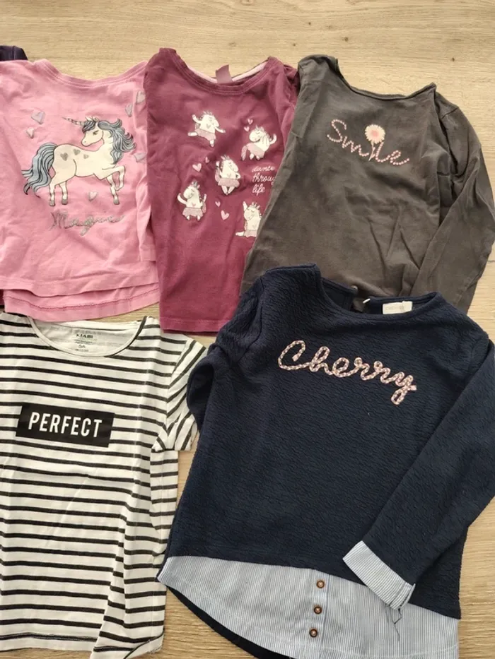 Lot t-shirts 4 ans - photo numéro 4