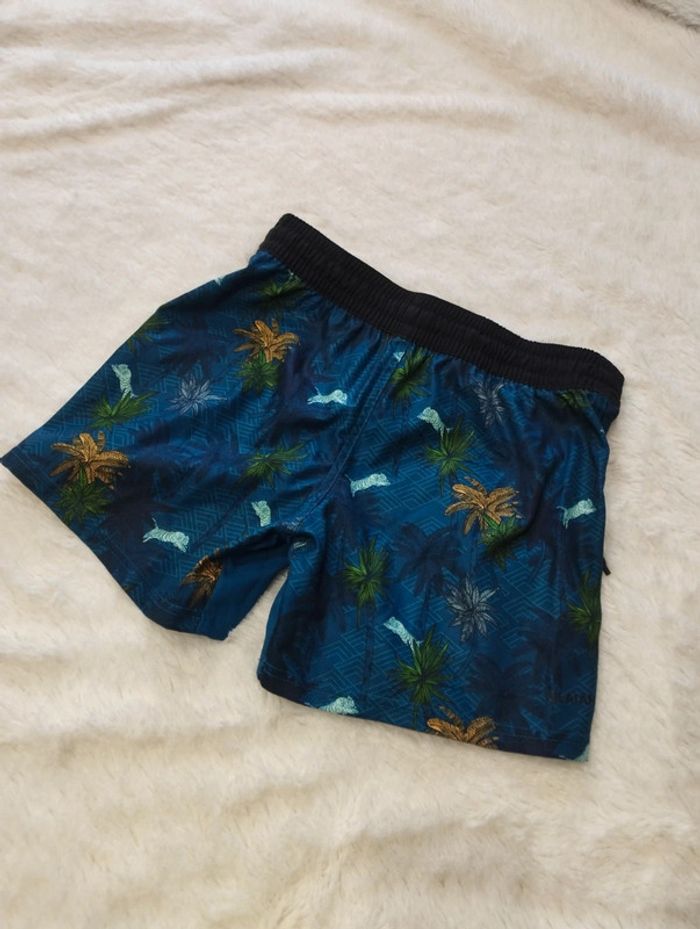 Short de bain 8 ans - photo numéro 4