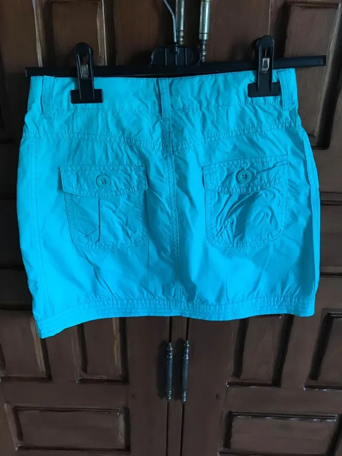 Jupe 10 ans Turquoise avec bouton pailletté - photo numéro 2