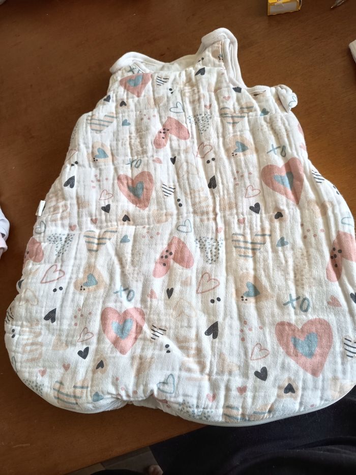 2  gigoteuse+ 5 pyjamas - photo numéro 6