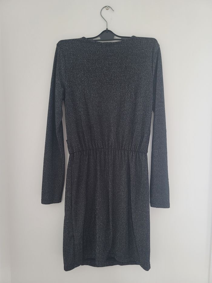 Robe cache-cœur paillettée - photo numéro 3
