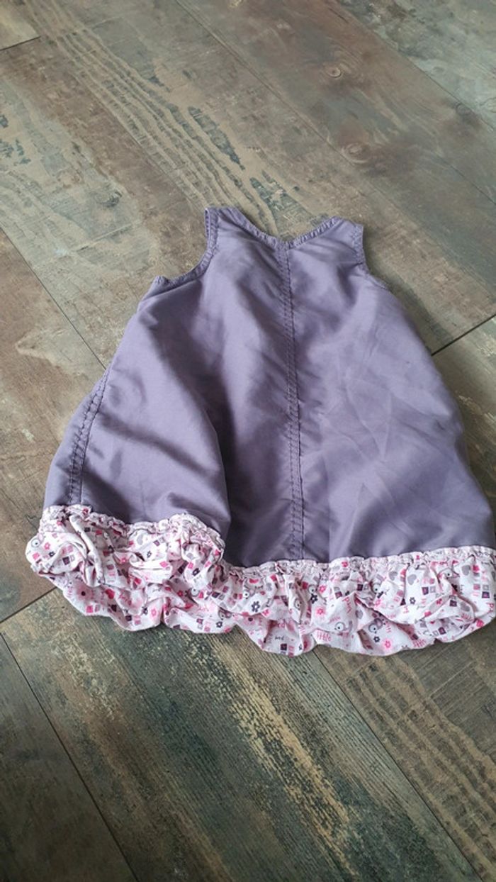 Robe 18 mois en très bon état - photo numéro 3