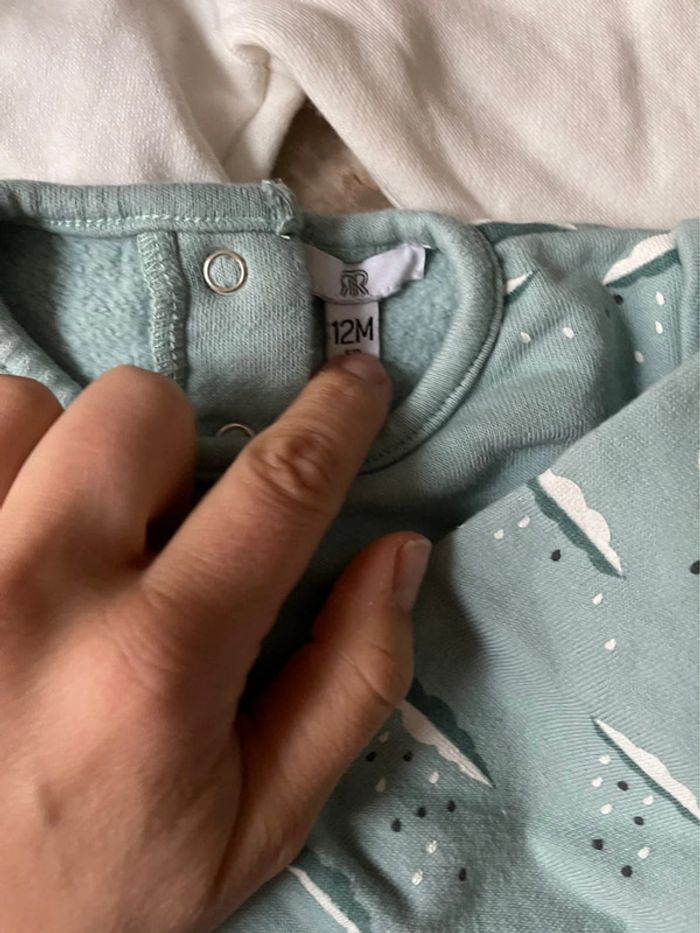 Lot 2 sweat mixte 12mois - photo numéro 3