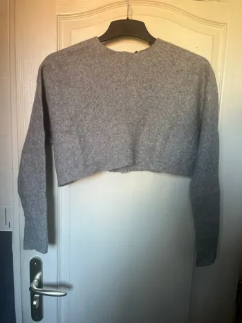 Pull fin court gris Zara Woman taille M