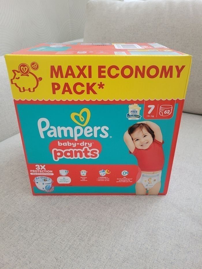 Pants pampers taille 7