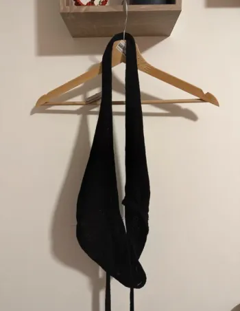 Top dos nu à nouer stradivarius noir