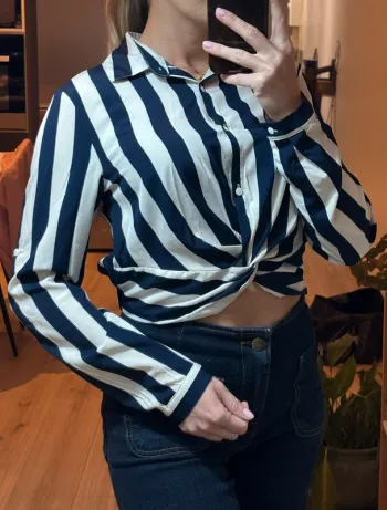 Chemise courte à rayures