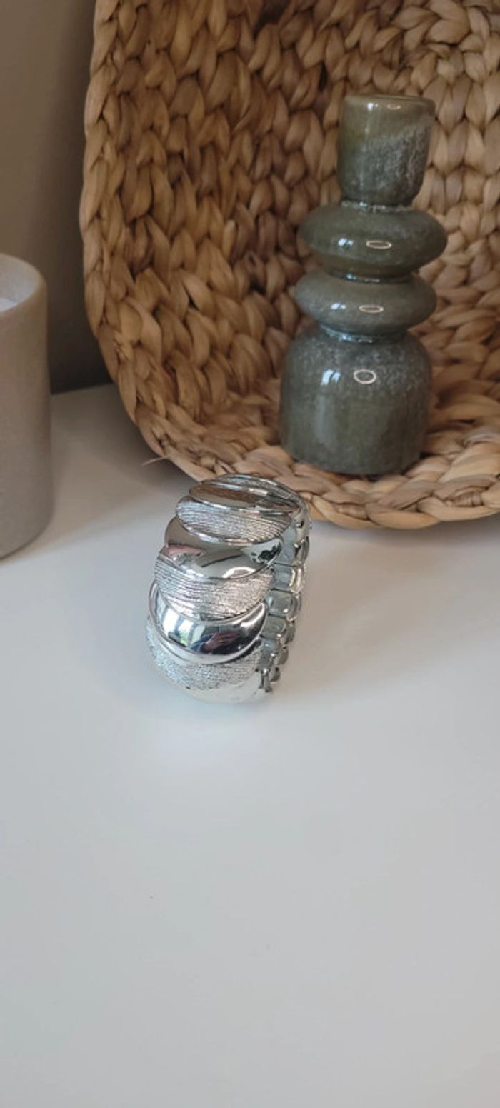 Joli bracelet manchette argenté - photo numéro 3