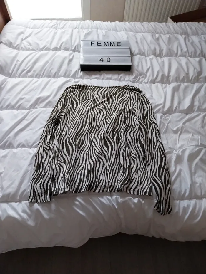 Tee-shirt manche longue femme taille 40 - photo numéro 2