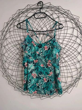 Débardeur fleuri taille M