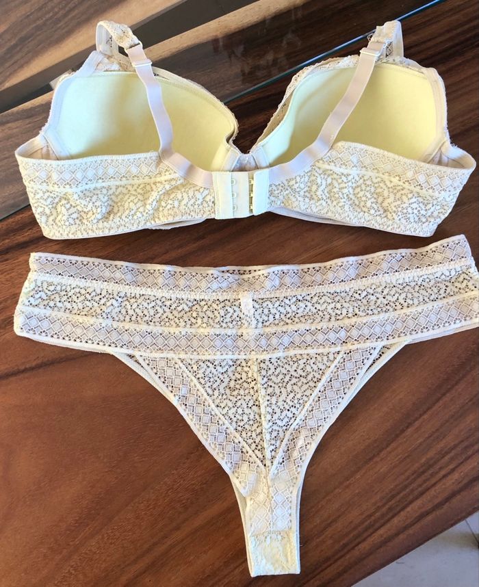 Ensemble lingerie jaune pastel - Rougegorge - photo numéro 2