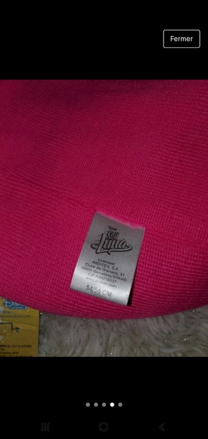 bonnet neuf, badge neuf et tasse - photo numéro 4