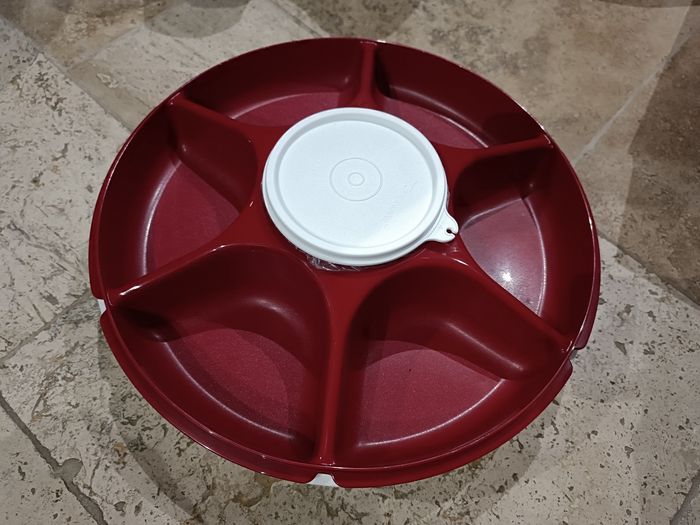 NEUF - Tupperware, plateau de service 7 compartiments, 34 cm de diamètre