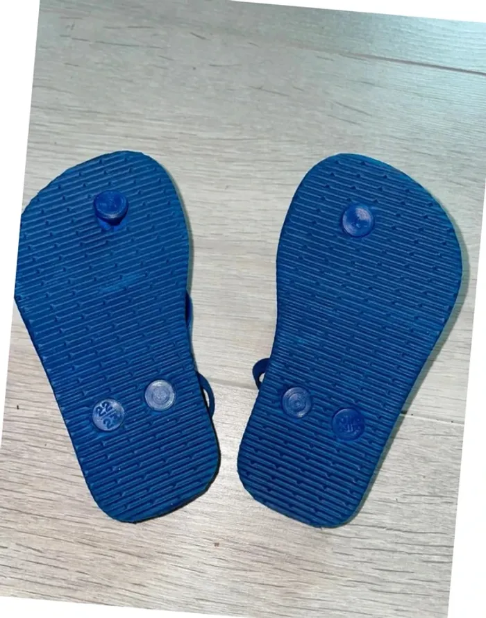 Tongs tatanes garçon avec élastique à l’arrière Taille 22/23 - photo numéro 3
