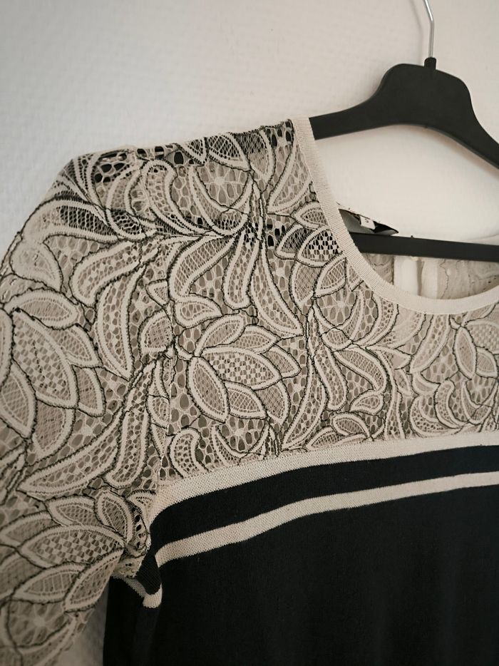Haut avec dentelle bleu blanc Morgan taille s - photo numéro 3