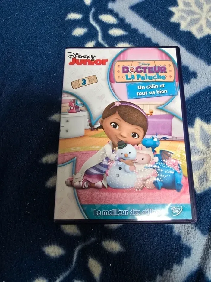 Dvd Docteur la peluche très bon état - photo numéro 1