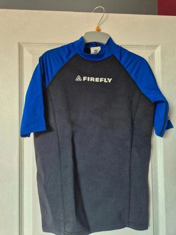 Tee shirt
