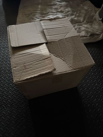 Carton vêtement garçon 6 mois
