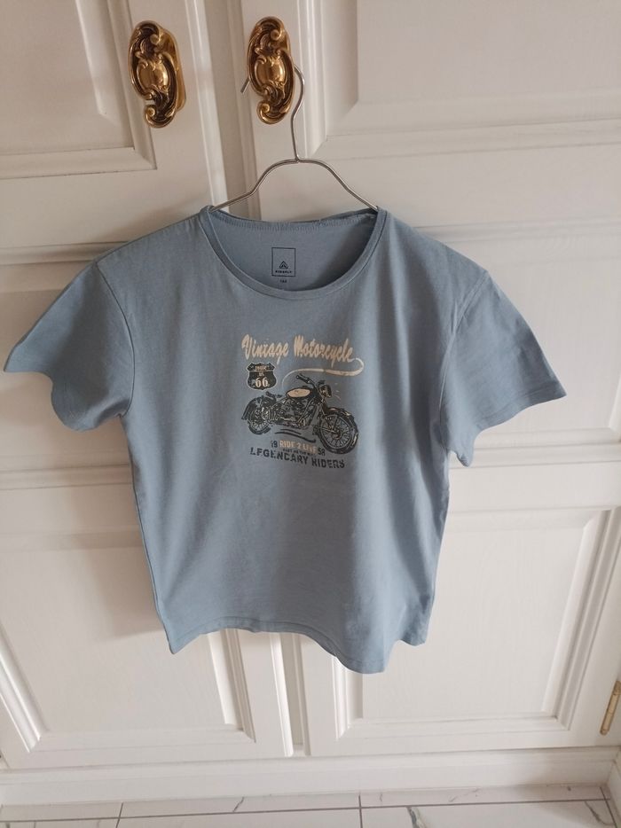 T-shirt taille 14 ans