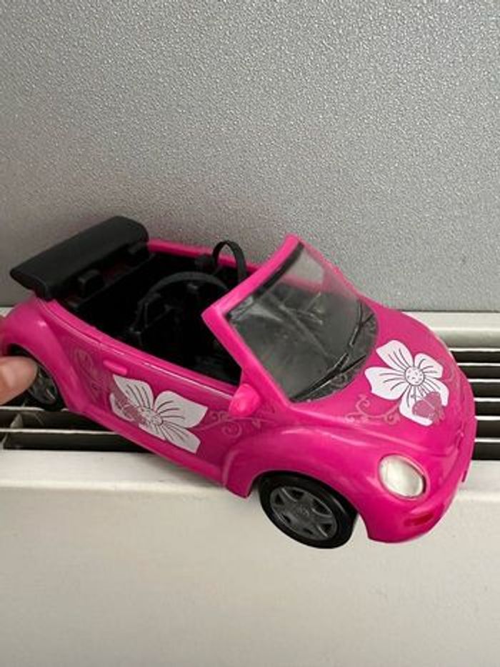 Voiture poupée - photo numéro 2