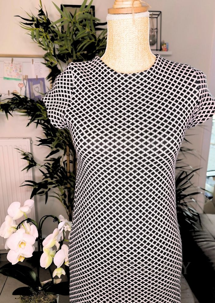 Robe Zara Knit motif losanges noir & blanc