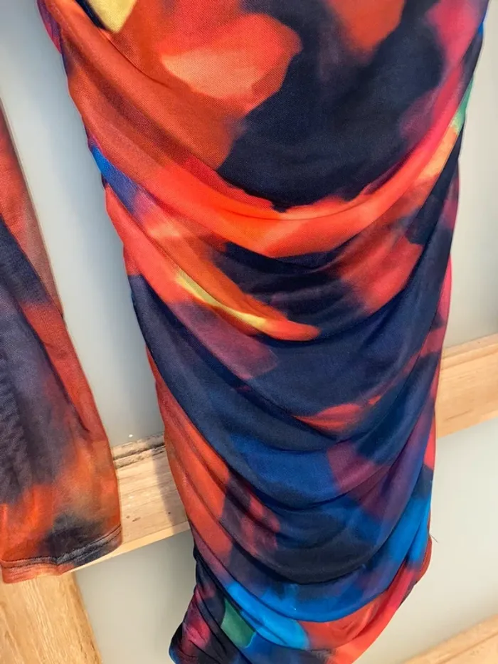 Robe moulante - photo numéro 4