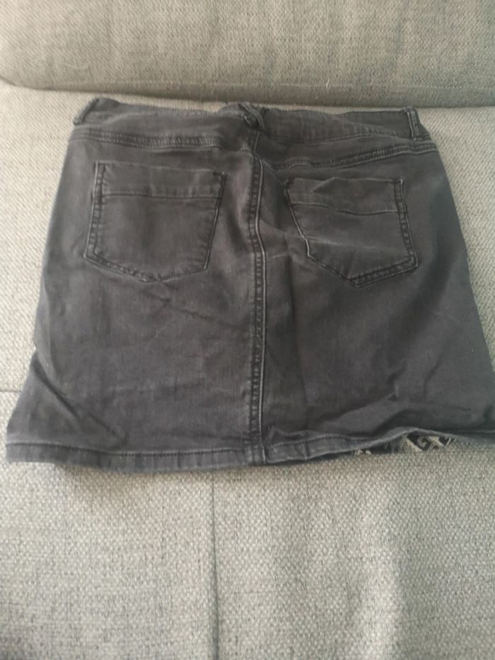 Mini jupe - photo numéro 4